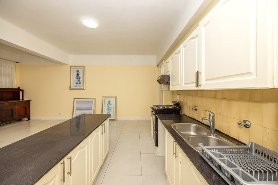 To Let 2 Bedroom Property for Rent in Rondebosch Western Cape